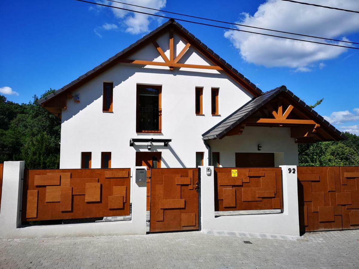 Fenyo Apartman Miskolctapolca Εξωτερικό φωτογραφία